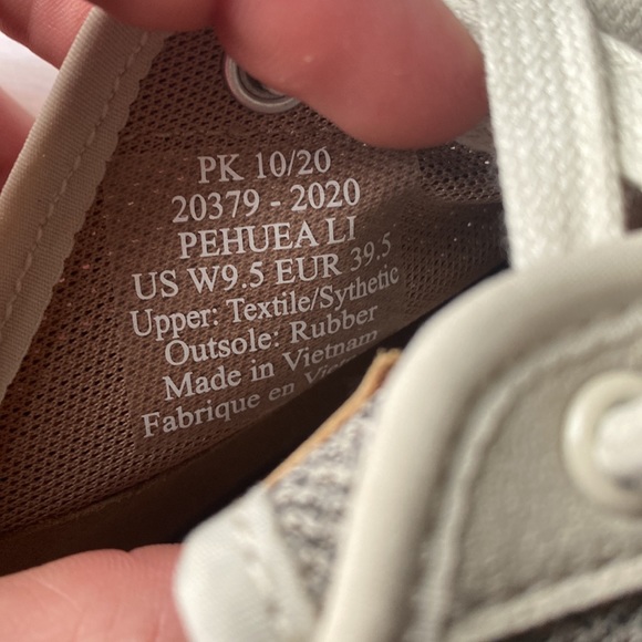 Olukai Pehuea Li sneakers women’s 9.5 - Picture 11 of 11